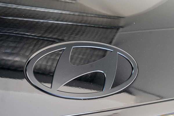 2025 Hyundai Santa Fe Calligraphy MX5.V2