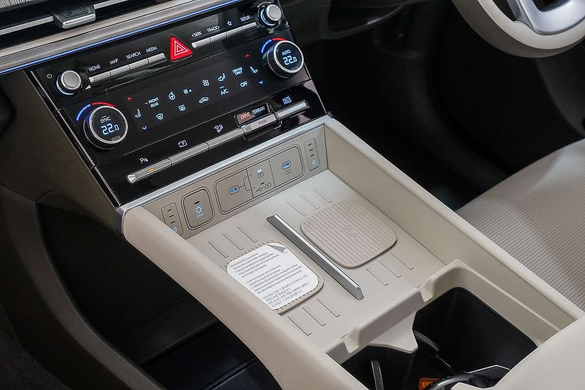 2025 Hyundai Santa Fe Calligraphy MX5.V2