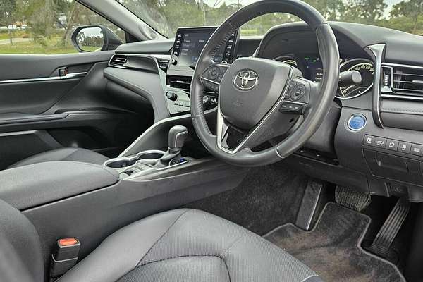 2021 Toyota Camry SL AXVH70R