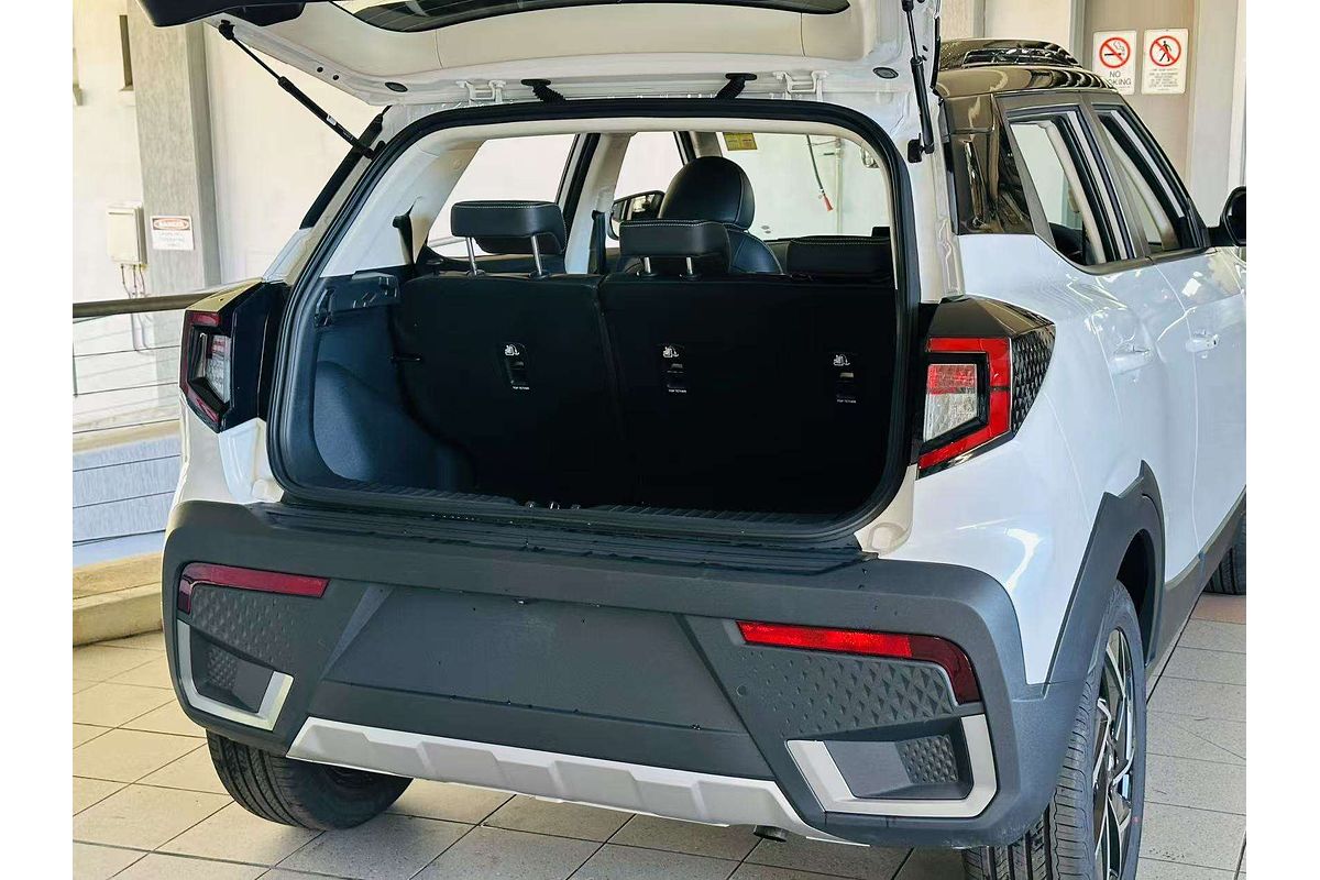 XUV 3X0 AX7L PM AT EXP ZY