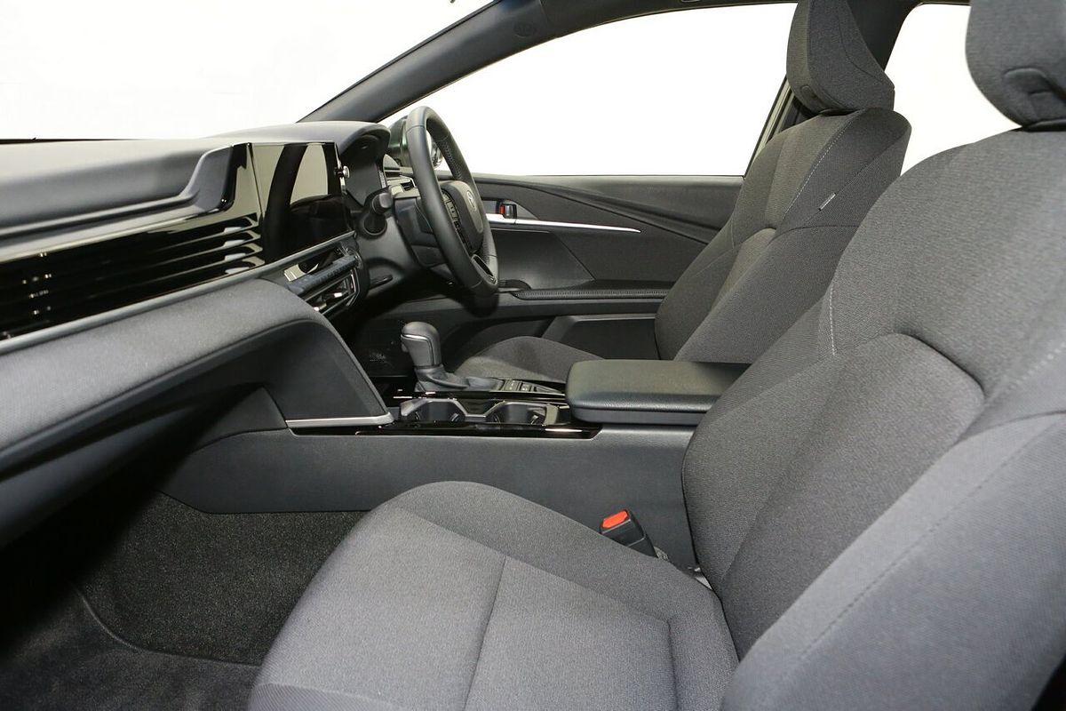 2025 Toyota Camry Ascent Sport AXVH80R