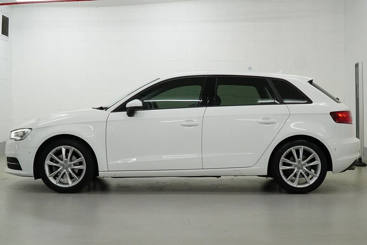 2015 Audi A3 Attraction 8V