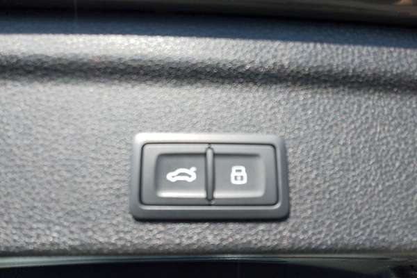 2023 Audi Q3 35 TFSI S line F3