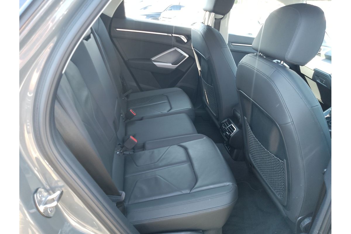 2023 Audi Q3 35 TFSI S line F3