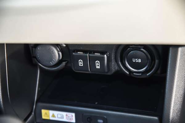 2025 Suzuki Swift Hybrid GLX UZ