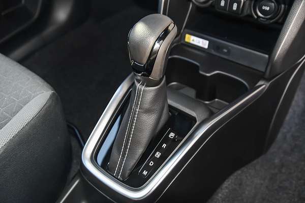 2025 Suzuki Swift Hybrid GLX UZ