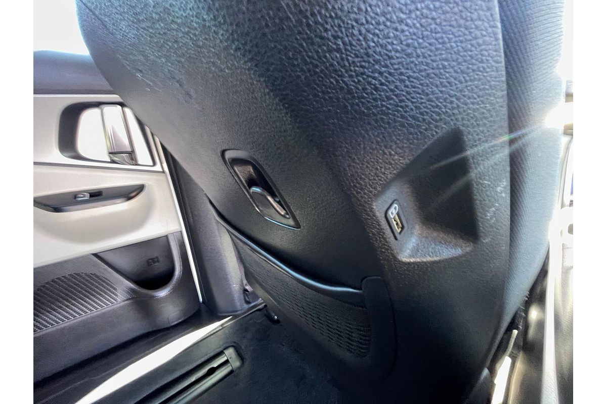 2021 Kia Carnival S KA4