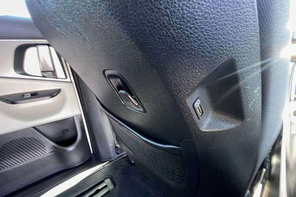 2021 Kia Carnival S KA4