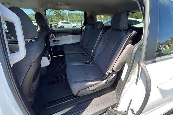 2021 Kia Carnival S KA4