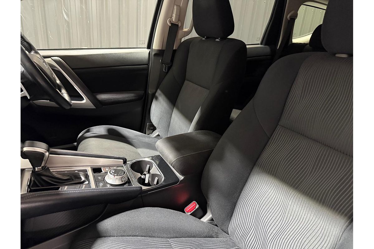 2021 Mitsubishi Pajero Sport GLS QF