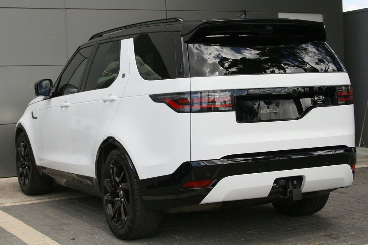 2021 Land Rover Discovery D300 R-Dynamic SE Series 5