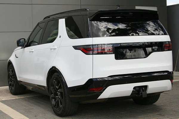 2021 Land Rover Discovery D300 R-Dynamic SE Series 5