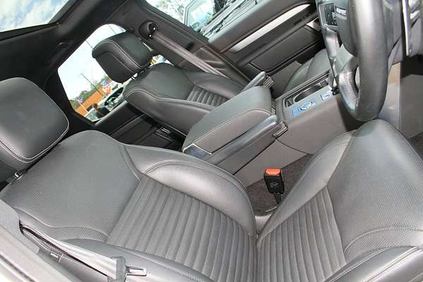 2021 Land Rover Discovery D300 R-Dynamic SE Series 5