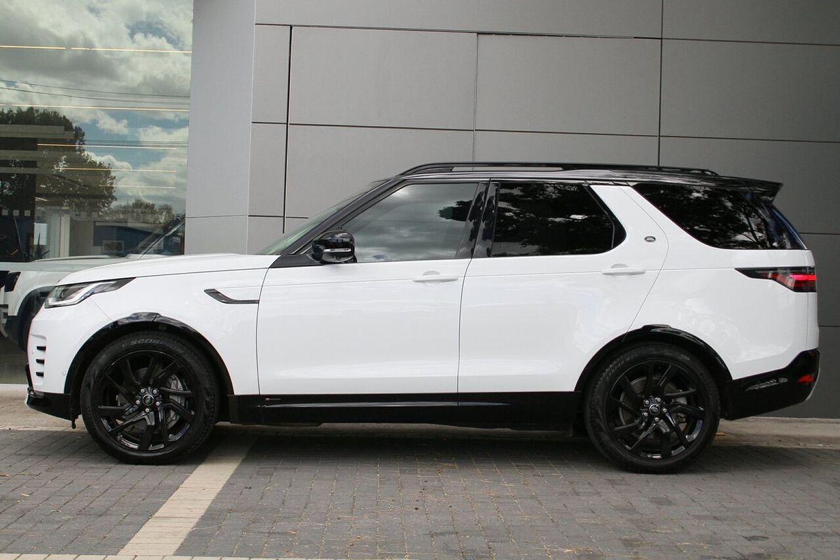 2021 Land Rover Discovery D300 R-Dynamic SE Series 5