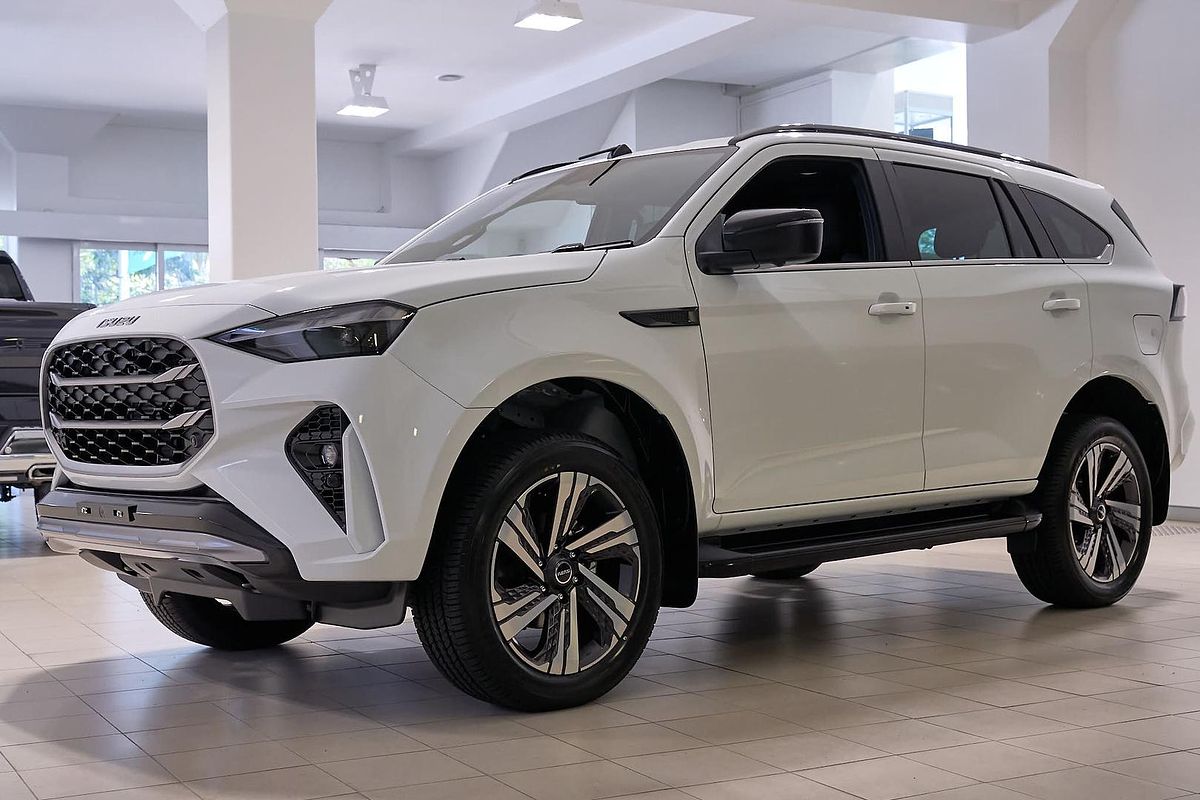 2025 Isuzu MU-X LS-T