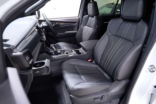 2025 Isuzu MU-X LS-T