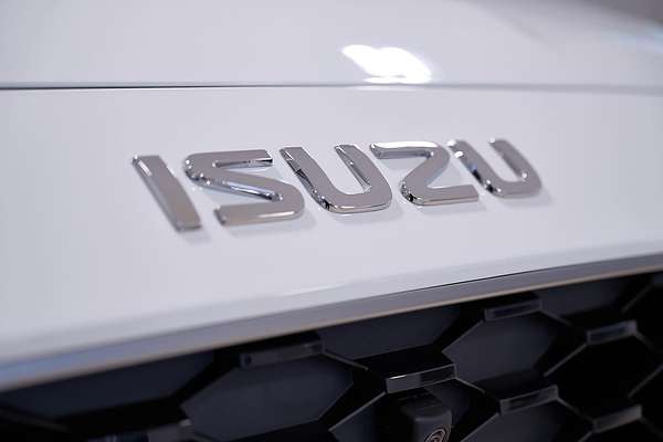 2025 Isuzu MU-X LS-T