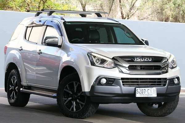 2021 Isuzu MU-X LS-T