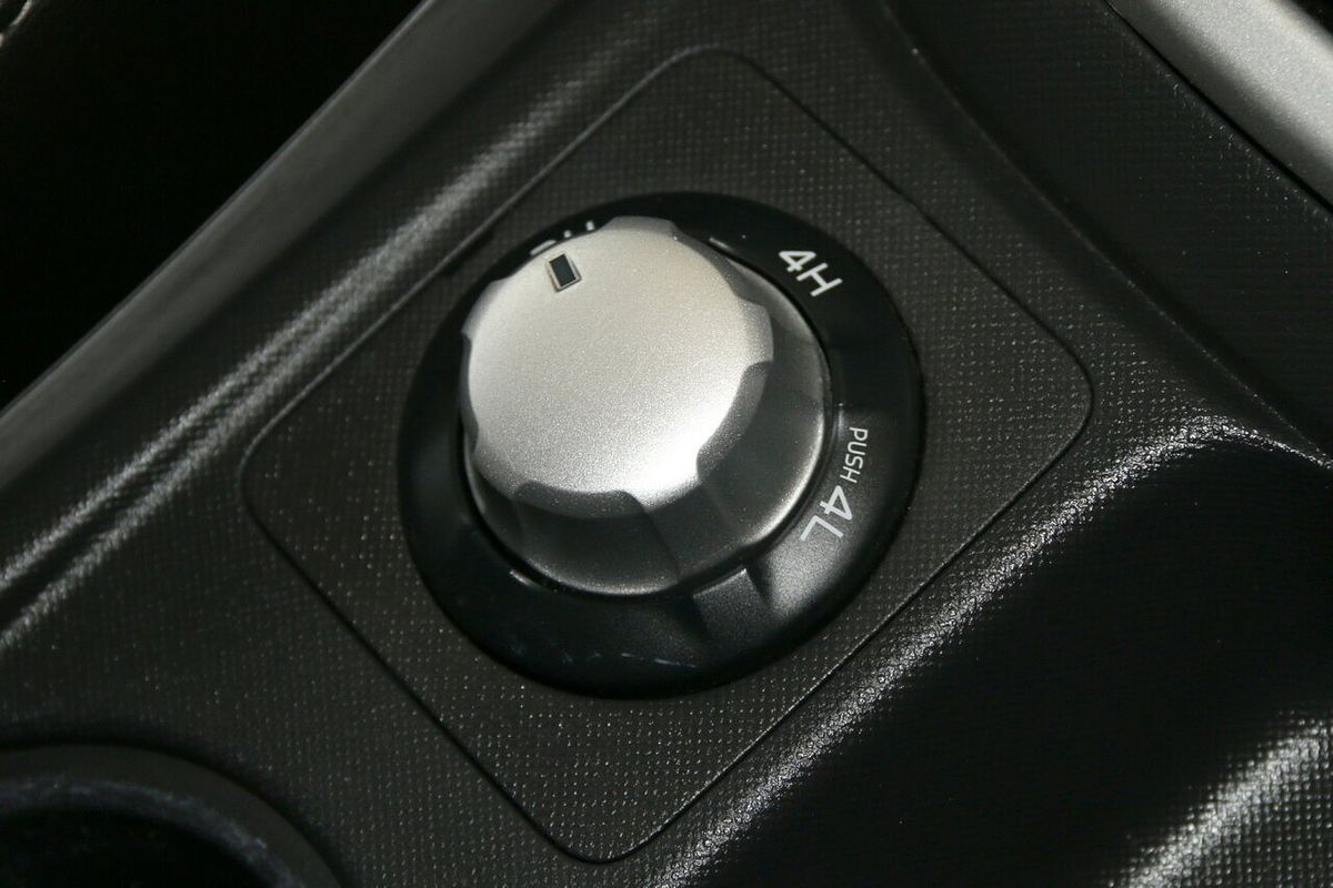 2021 Isuzu MU-X LS-T