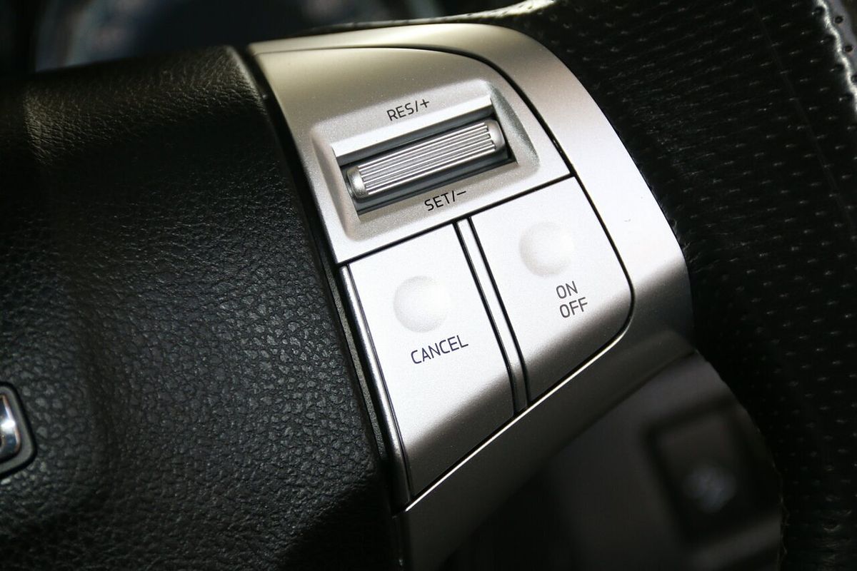 2021 Isuzu MU-X LS-T