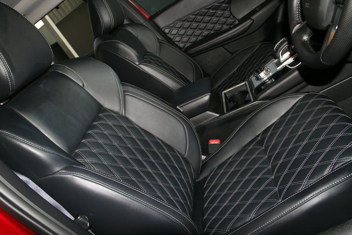 2024 Mitsubishi Outlander Exceed ZM