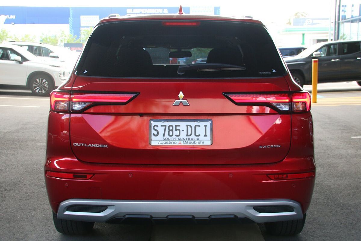 2024 Mitsubishi Outlander Exceed ZM