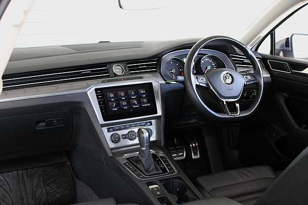 2018 Volkswagen Passat 140TDI Highline B8