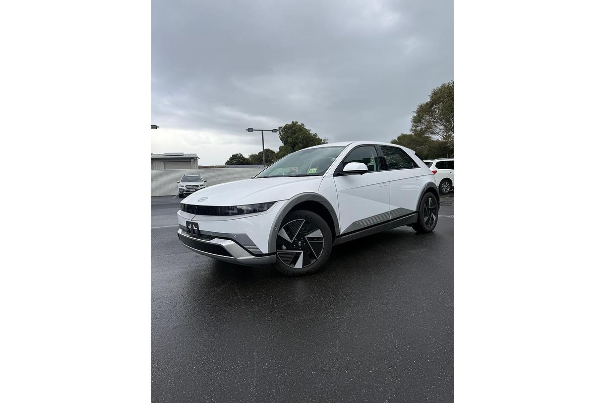 2025 Hyundai IONIQ 5 NE.V5