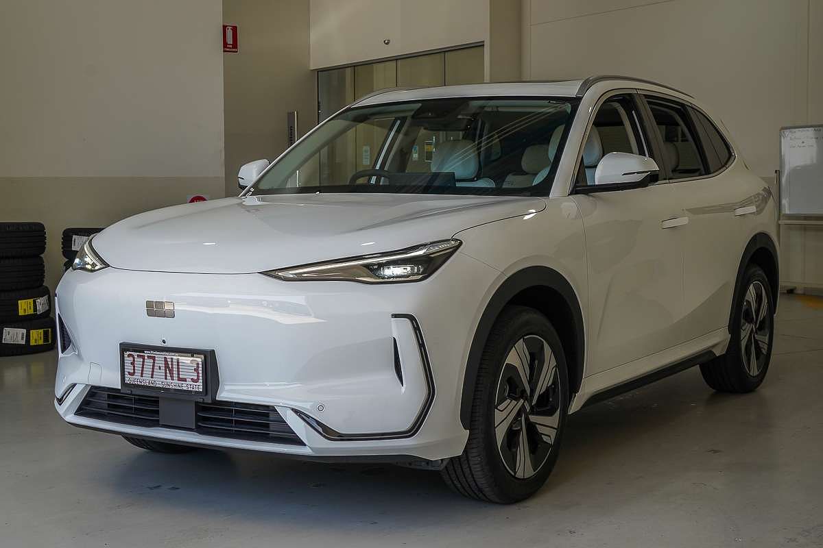 2025 Geely EX5 Inspire E245