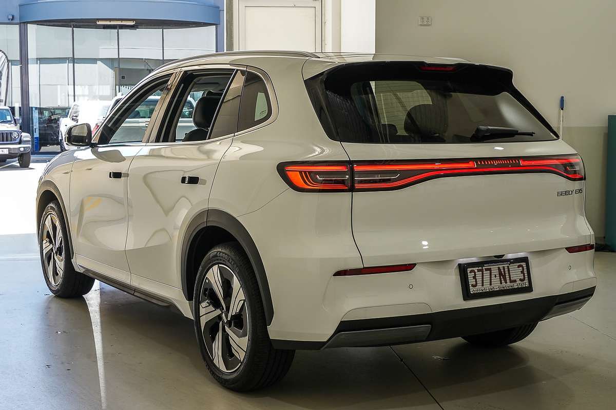 2025 Geely EX5 Inspire E245