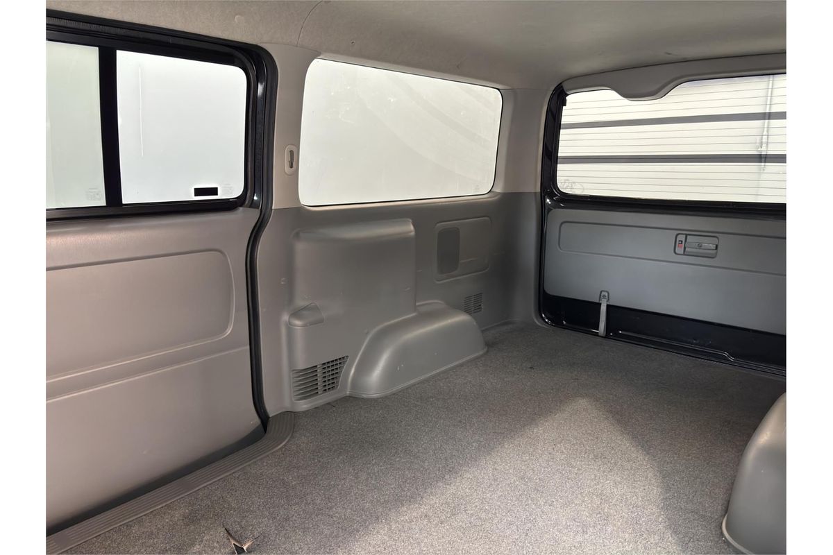 2010 Toyota Hiace Long Super GL