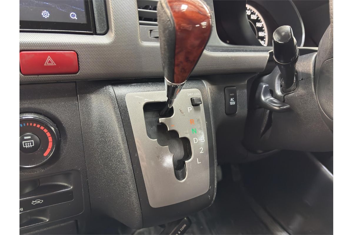2010 Toyota Hiace Long Super GL