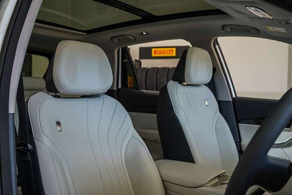 2025 Geely EX5 Inspire E245