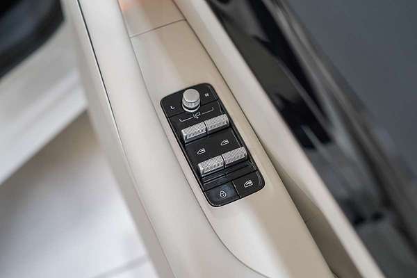 2025 Geely EX5 Inspire E245