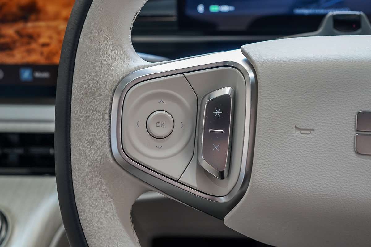 2025 Geely EX5 Inspire E245