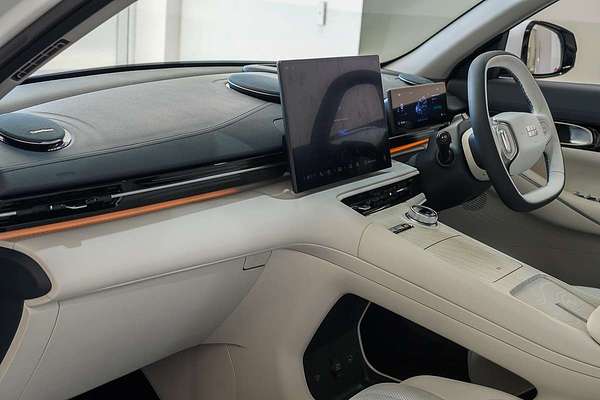 2025 Geely EX5 Inspire E245