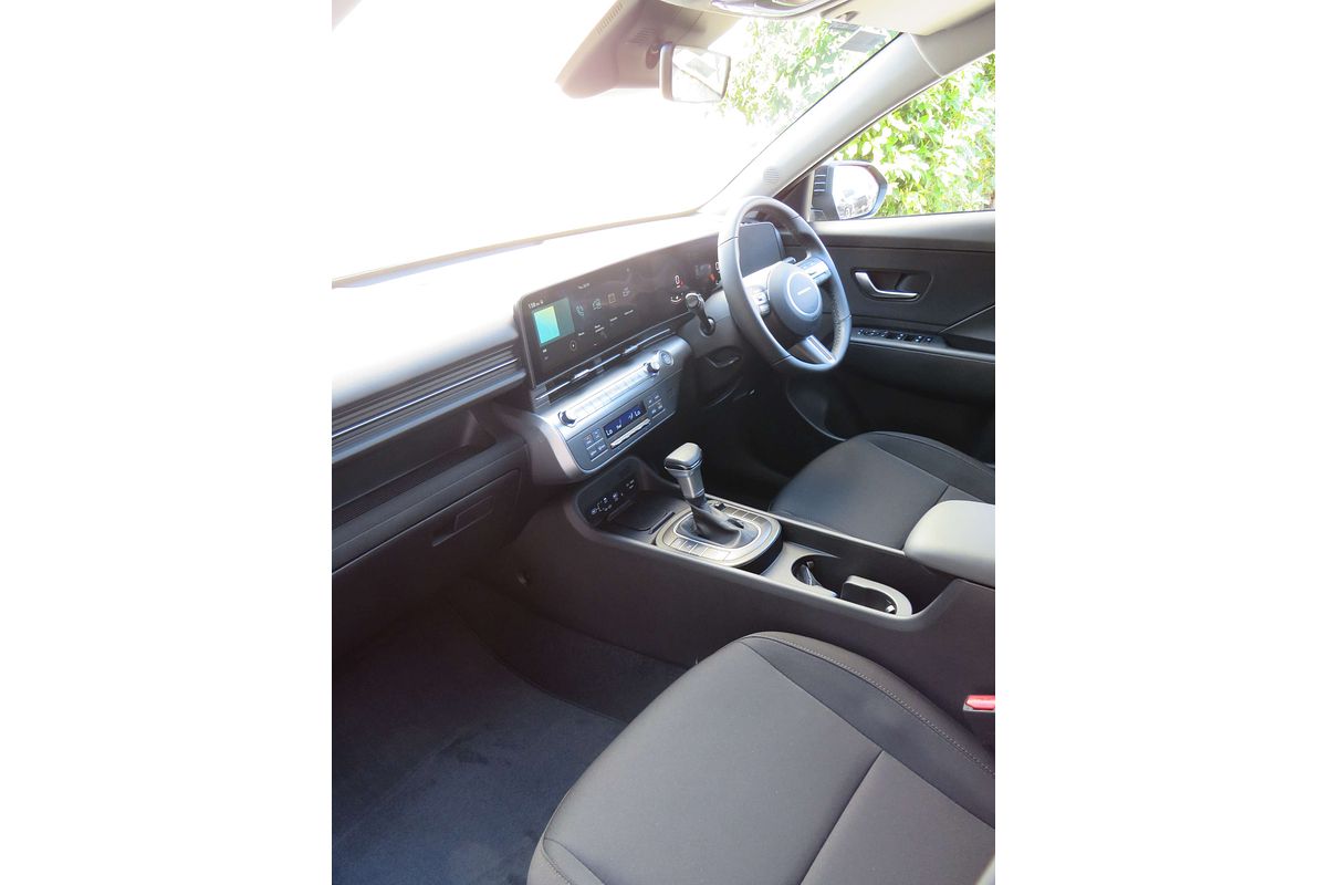 2025 Hyundai Kona  SX2.V3