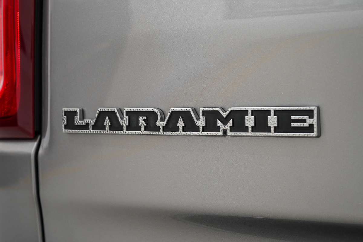 2025 RAM 1500 Laramie Sport Hurricane SO RamBox DT 4X4 SWB
