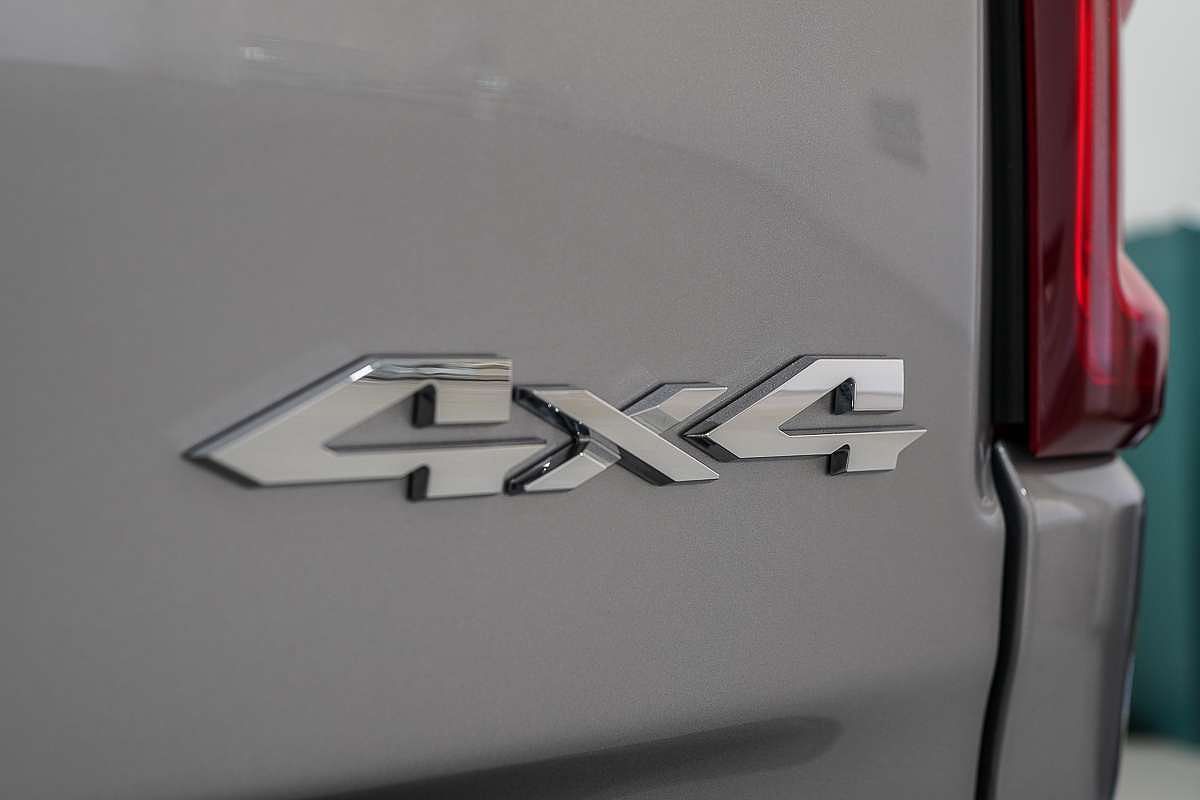 2025 RAM 1500 Laramie Sport Hurricane SO RamBox DT 4X4 SWB