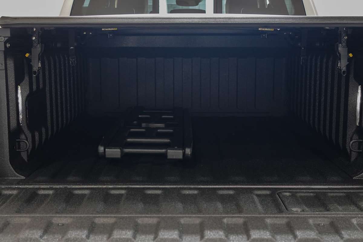 2025 RAM 1500 Laramie Sport Hurricane SO RamBox DT 4X4 SWB