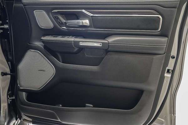 2025 RAM 1500 Laramie Sport Hurricane SO RamBox DT 4X4 SWB