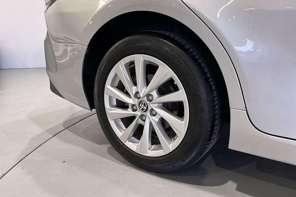 2024 Toyota Camry Ascent AXVH70R