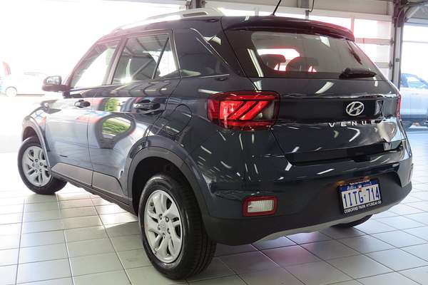 2025 Hyundai Venue  QX.V5