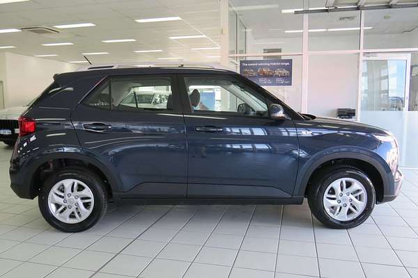 2025 Hyundai Venue  QX.V5