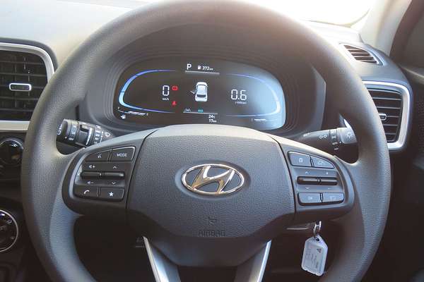 2025 Hyundai Venue  QX.V5