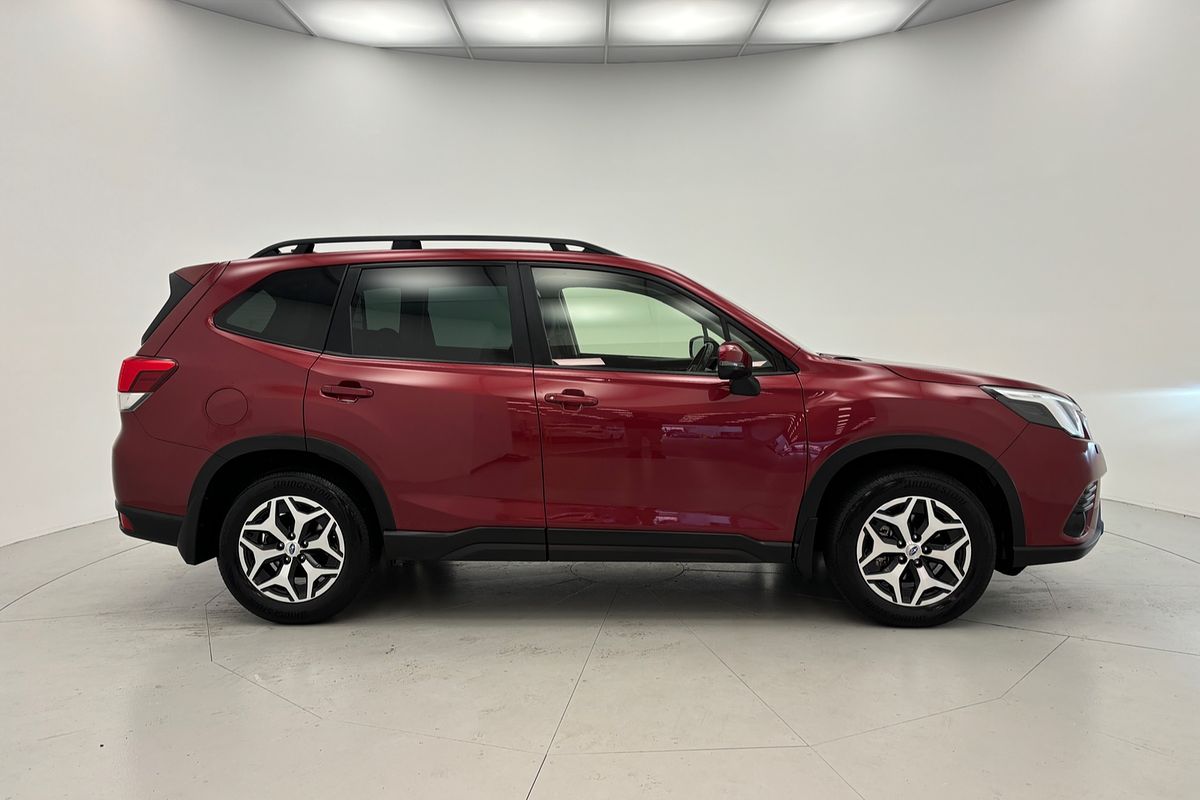 2022 Subaru Forester 2.5i-L S5