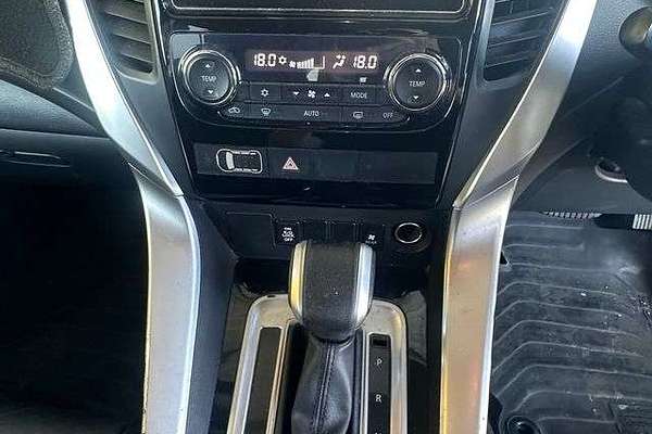 2017 Mitsubishi Pajero Sport GLS QE