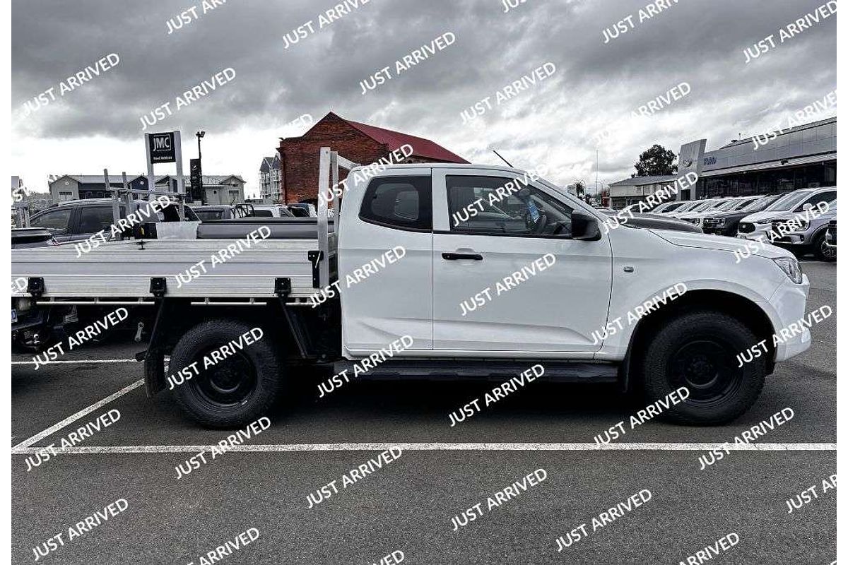 2022 Isuzu D-MAX SX 4X4