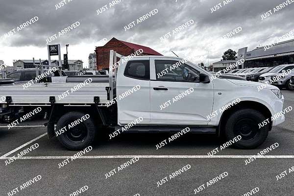 2022 Isuzu D-MAX SX 4X4