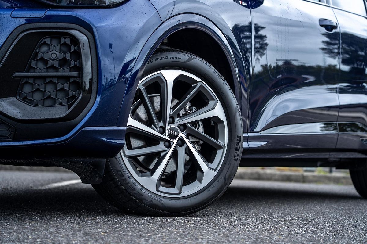 2025 Audi Q5 TFSI 150kW GU